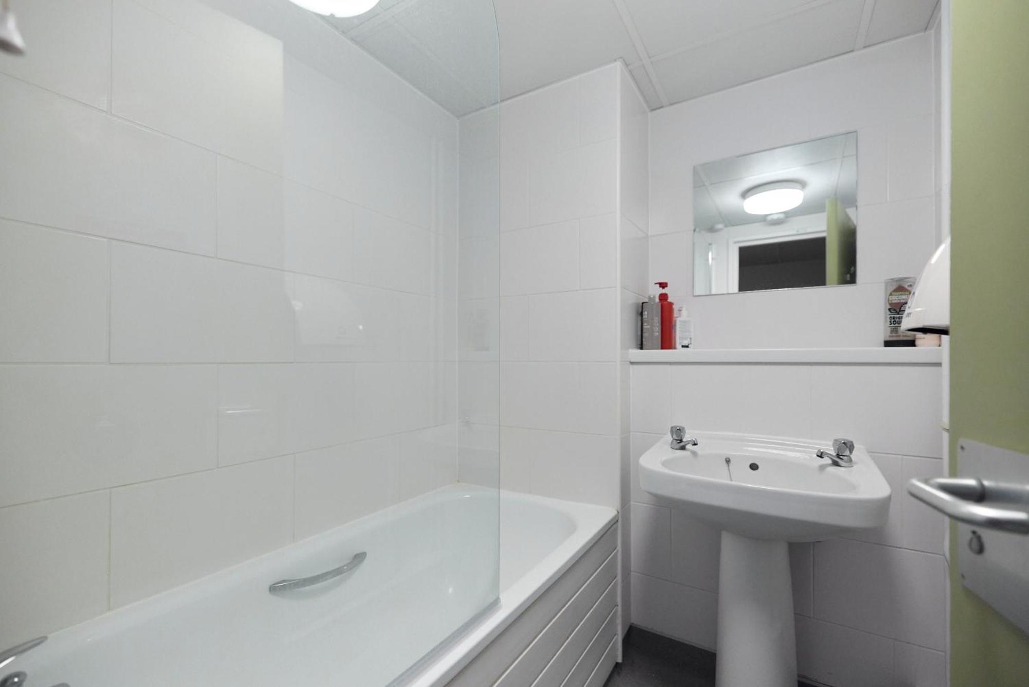 Louise House Hostel Londyn Zewnętrze zdjęcie