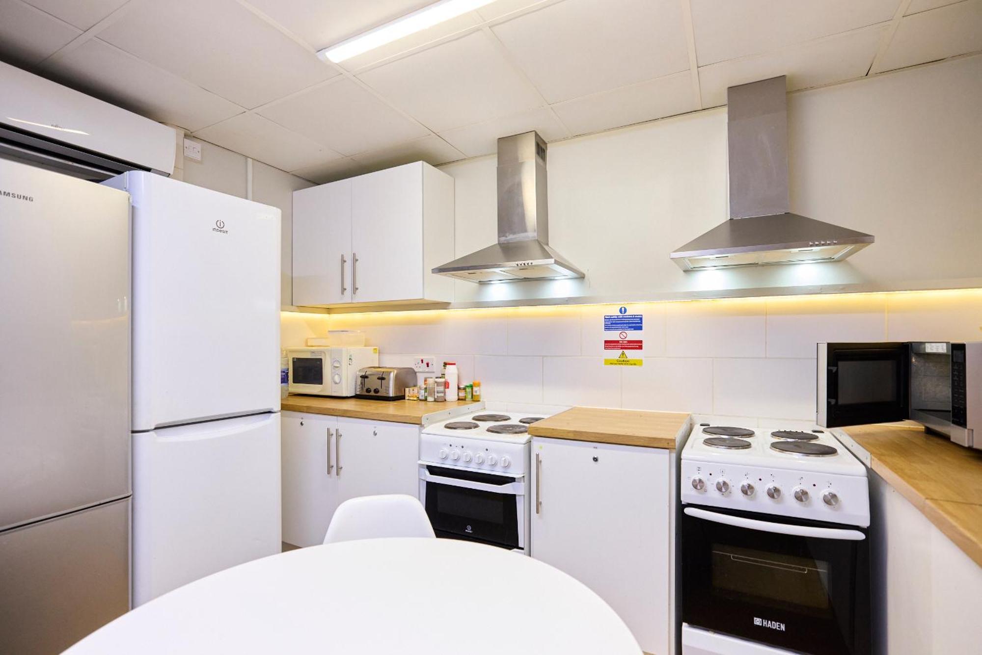 Louise House Hostel Londyn Zewnętrze zdjęcie
